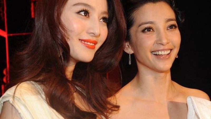 李冰冰自曝与经纪人妹妹决裂三月 删微信背后疑涉事业版图暗战